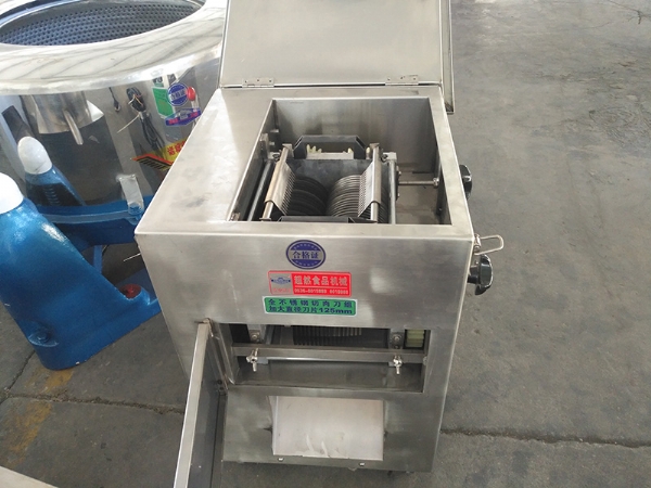 國產(chǎn)肉絲機(jī)